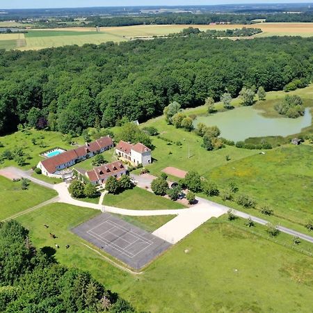 Gites Les Closeaux Vallières-les-Grandes Exteriör bild